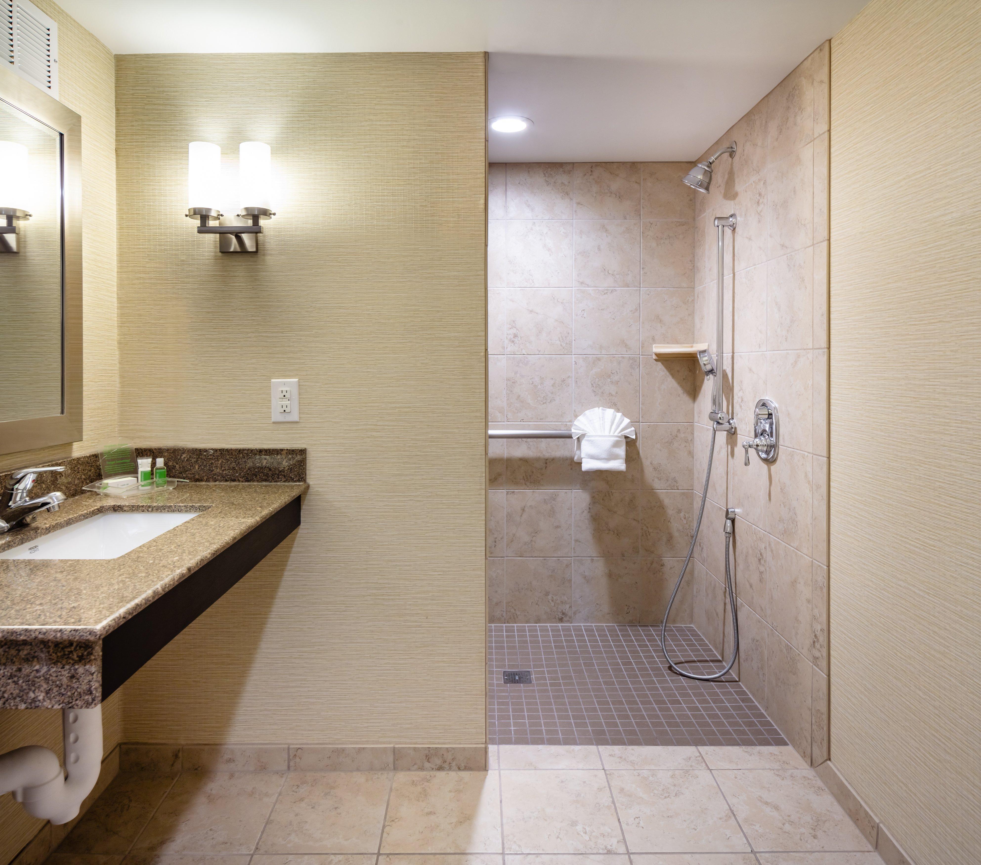 Holiday Inn Wichita East I-35 By Ihg Εξωτερικό φωτογραφία
